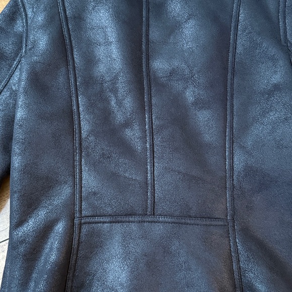 Soia & Kyo Women's Black Shearling Jacket - Picture 13 of 13